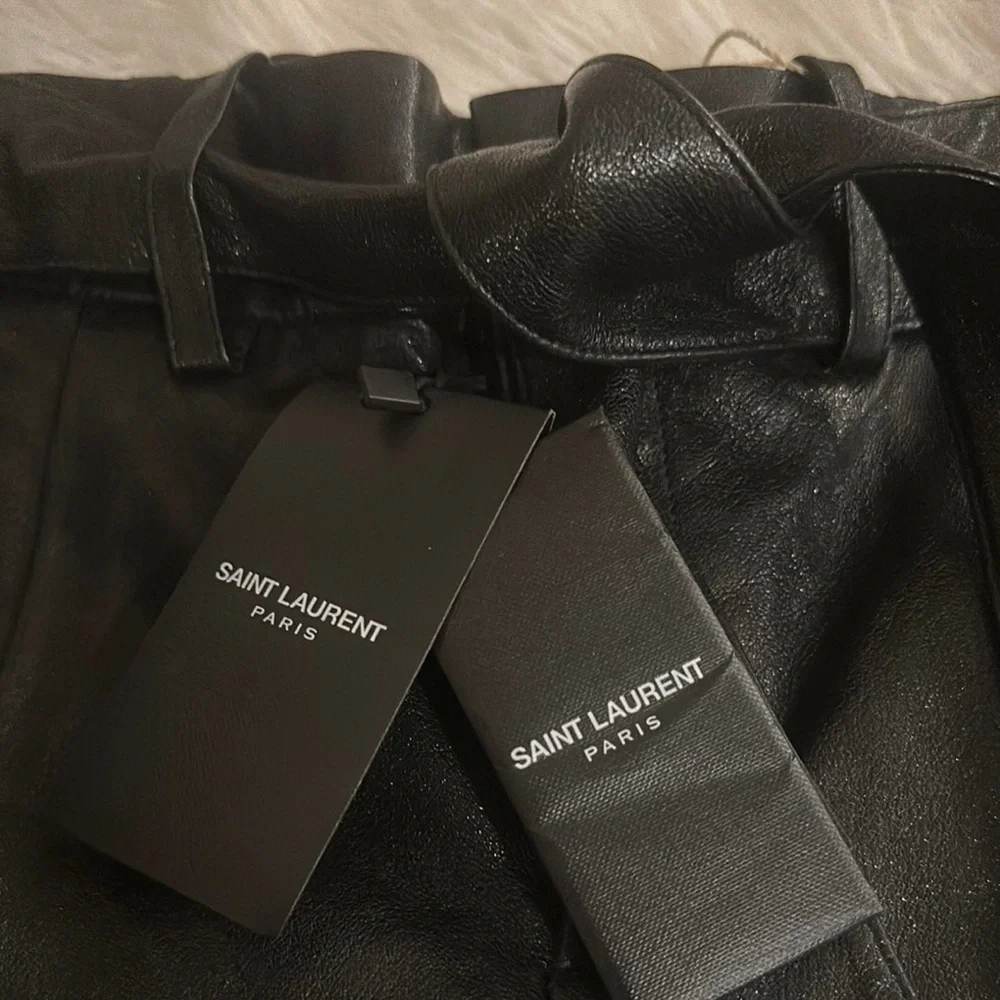 Saint Laurent Leather Bermuda Shorts – Black – EU 40 – NWT - Picture 2 of 11